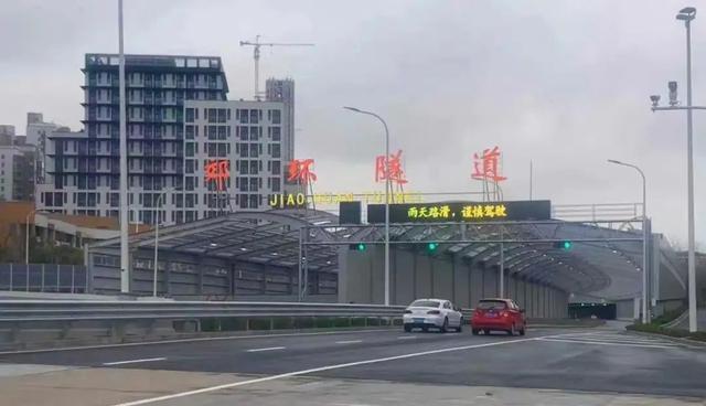 你知道上海高速公路总里程突破多少公里了吗？