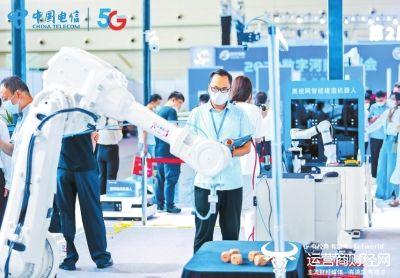 基于5G+AI视觉自动识别码垛模拟场景展示。
