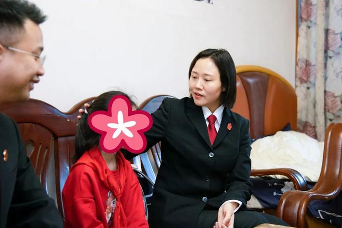 了解孩子生活情况