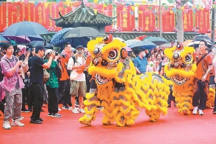 沙井《老宝安·非遗秀》暨天后古庙妈祖非遗文化节昨举行 这场妈祖巡游非遗秀太好看了！