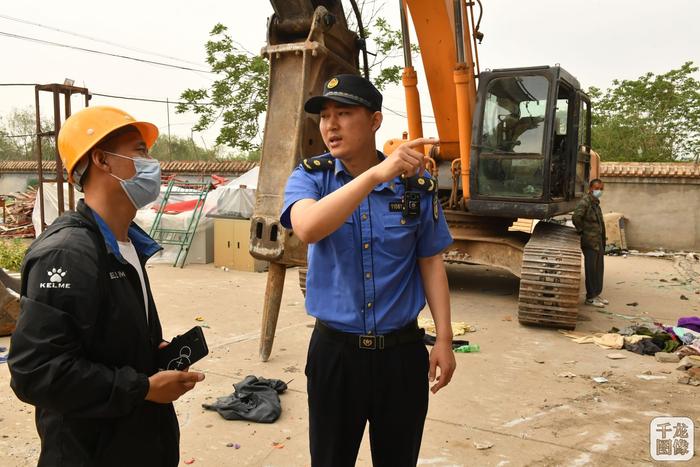 “仿古建筑”是违建？北京海淀依法拆除