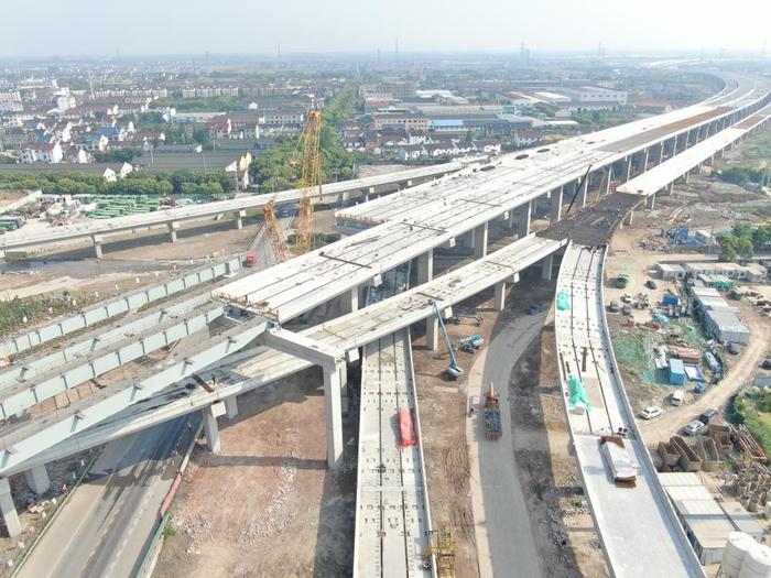 ​上海S3公路新建工程全线结构贯通，将缩短长三角地区的出行时间和距离
