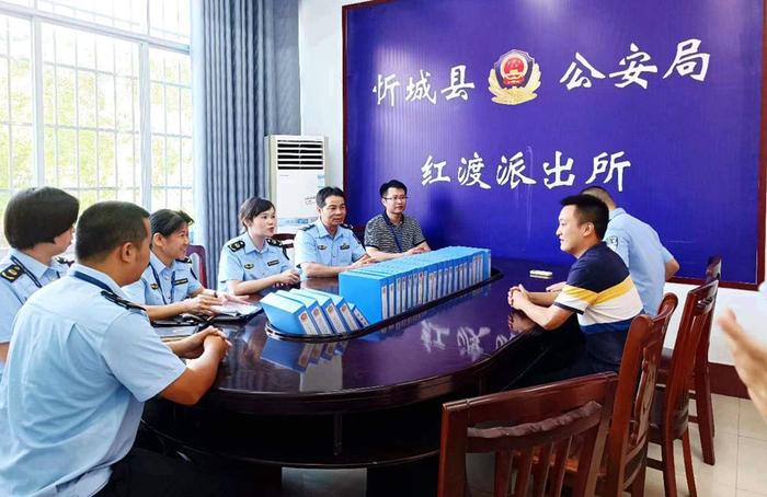 广西忻城县蓝某因销售假药被判处有期徒刑5年，并处罚金94万元