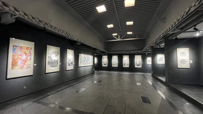 “咫尺写天涯 方寸见大千” 张自启、巫成金中国画小品在蓉联展