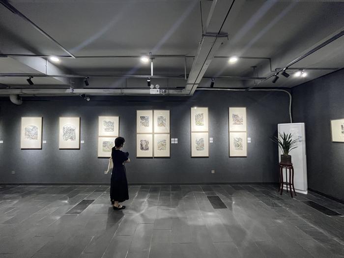 “咫尺写天涯 方寸见大千” 张自启、巫成金中国画小品在蓉联展