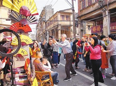 你所在的城市，“网红”了吗丨人民日报海外版