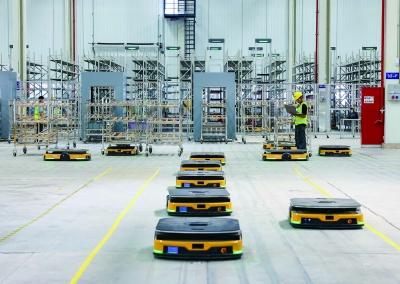 智能搬运机器人 提高自动化效率