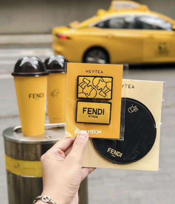 买喜茶送FENDI，喜茶赚了还是FENDI亏了？