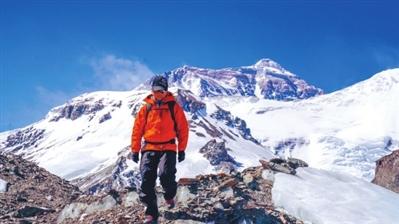 孙义全抵达海拔7028米 珠峰北坡二号营地