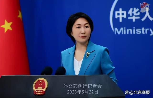 中国外交部召见了日本驻华大使，就七国集团在广岛峰会上发表的声明提出严正交涉，外交部回应