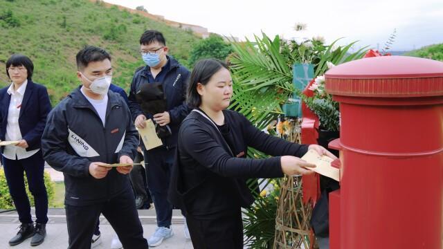 传承与践行是最好的纪念，湖南农大纪念和缅怀袁隆平