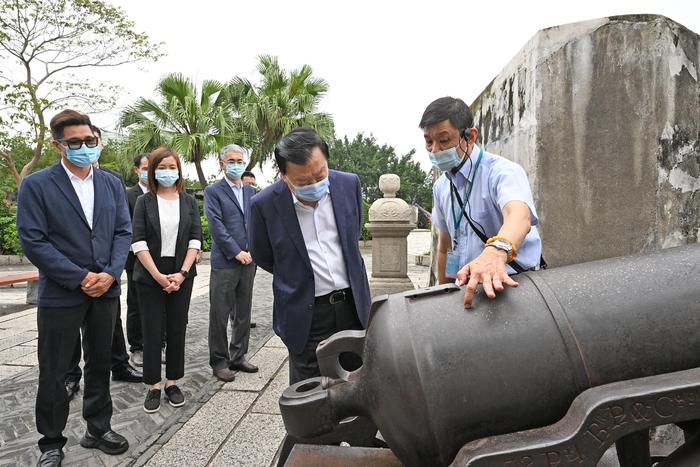 夏宝龙5月25日继续在澳门考察