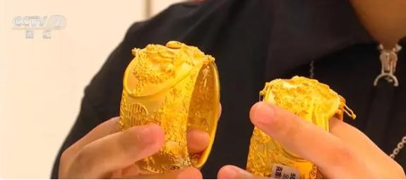 1克黄金，便宜100元？！黄金“代购”火了：有代购月入3万起，视频主播5天进账超300万