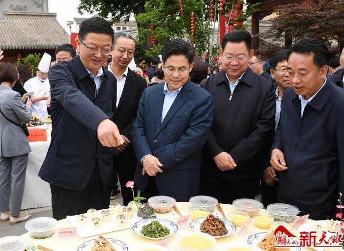 天水举办“千山万水·食在天水”地方特色美食展示活动  来源: 新天水2023-05-28 22:29:03