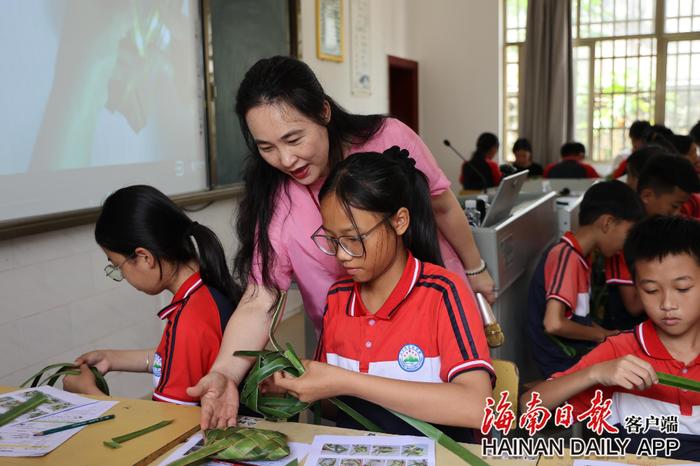 万宁市东岭学校的一场美术“大餐”