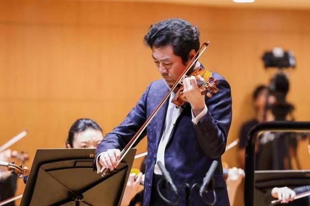 中国交响乐团再度携手海外艺术家 德国指挥家爱华德执棒奏响“诗与远方”