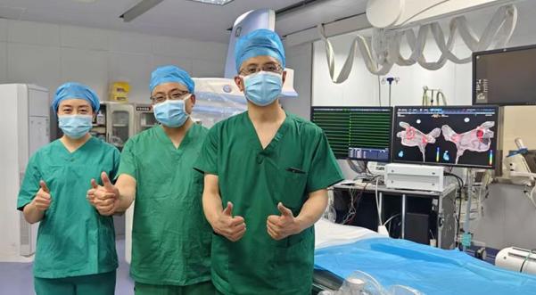 兰大二院完成甘肃省首次国产三维标测系统引导下的心房颤动射频消融术