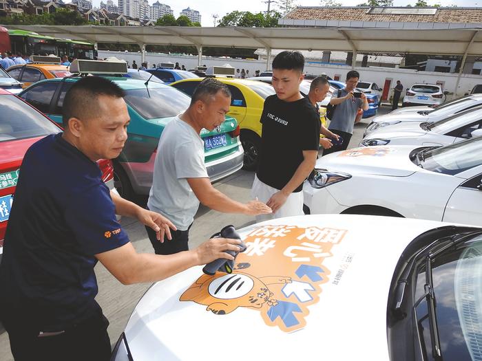 考生凭准考证可免费坐 地铁公交车部分出租车