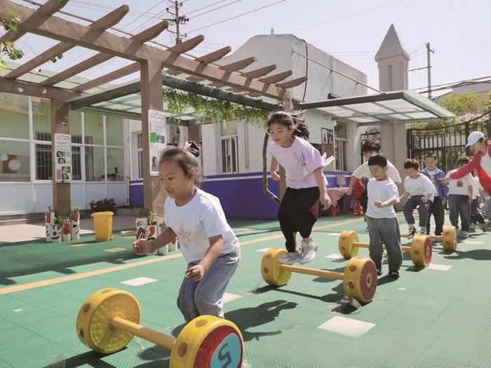 临漳县第一幼儿园 举行庆“六一”暨学前教育宣传月活动