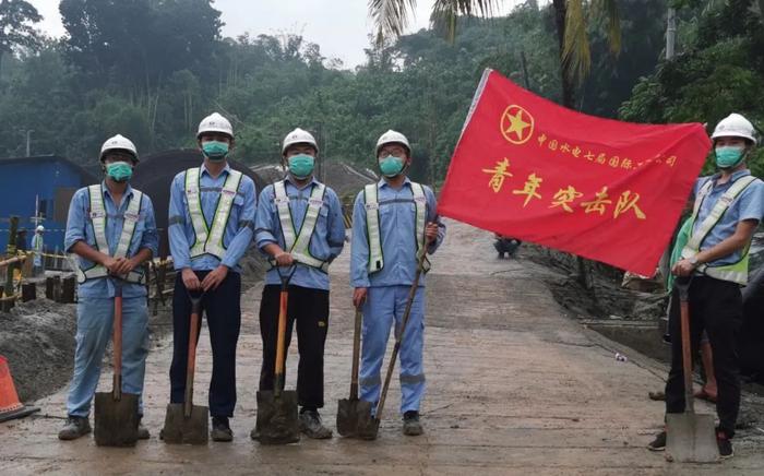 “一带一路”故事 | 电建青年“路”见雅万