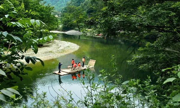 一起去“村”游丨到甘肃看马踏飞燕，寻绿色戈壁