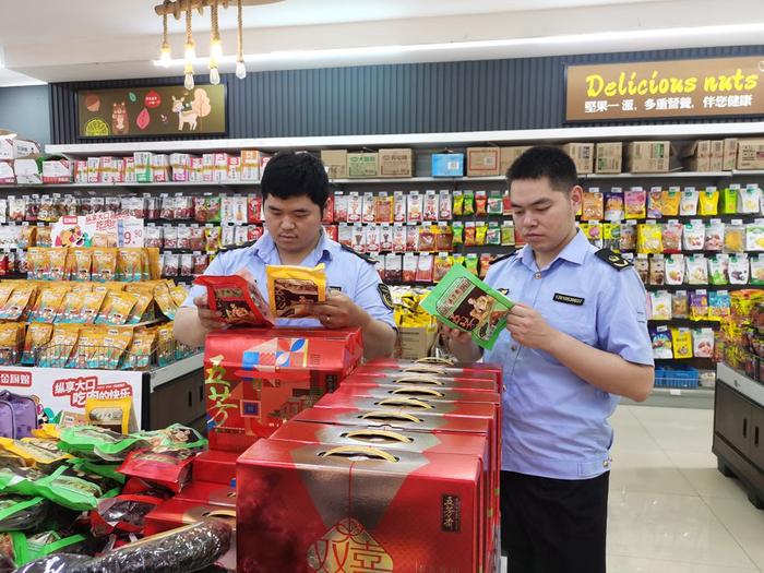 安徽省巢湖市槐林市场监管所开展端午节前食品安全检查 守护端午安康