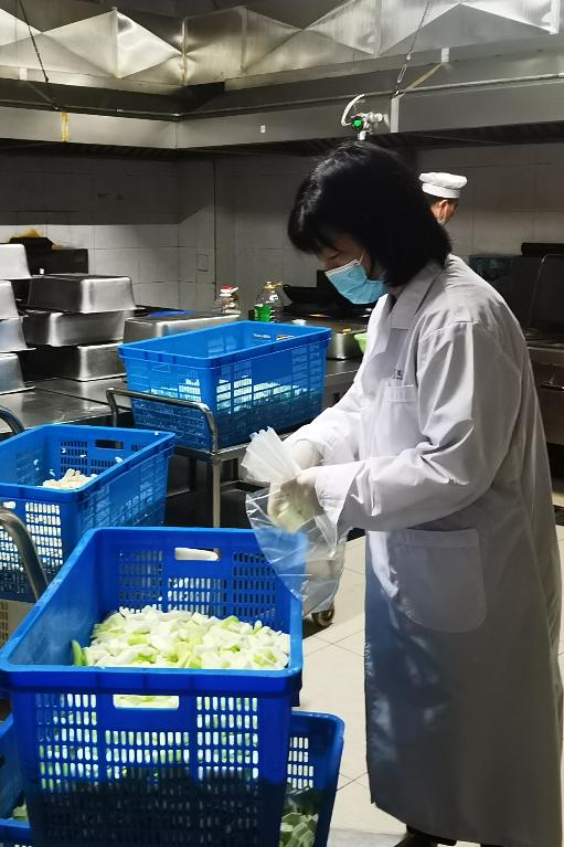 江苏省仪征市市场监管局提前部署守护中考食品安全