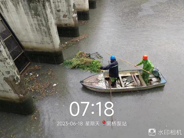 城管水务集团：全力以赴做暴雨下的护航人