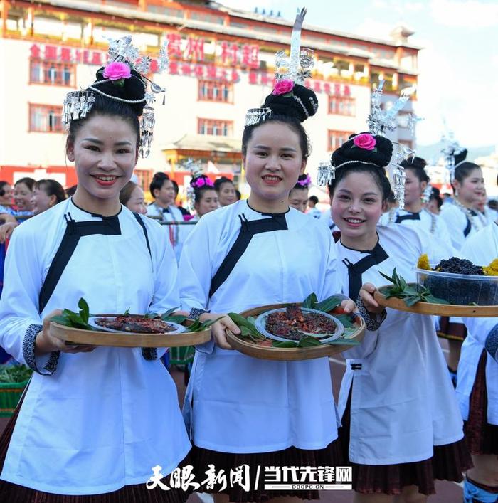 “村超”“村BA”无缝衔接！这个夏天，最火的地方在“村”里