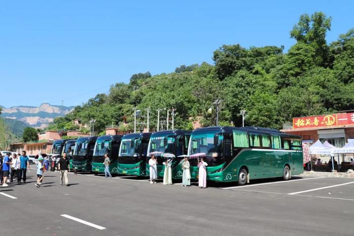 河北嶂石岩假日旅游公交专线正式开通！直达清凉避暑好去处