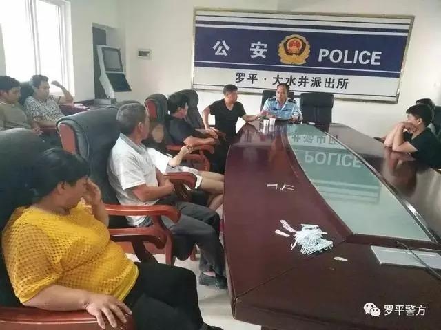 罗平一镇党委书记被免职背后：致命的斗酒之风