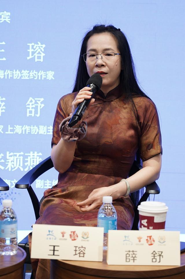 面对生活的不确定性，这位漂泊的女作家说，回忆也是一种告别