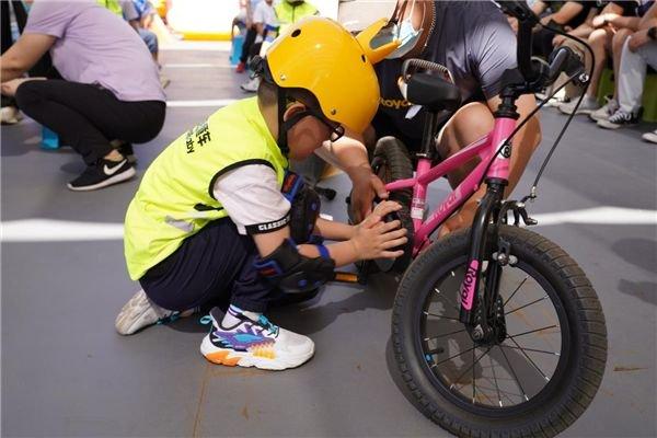 超1000名幼儿园小朋友30分钟学会骑车，优贝神骑驾日元气开“骑”