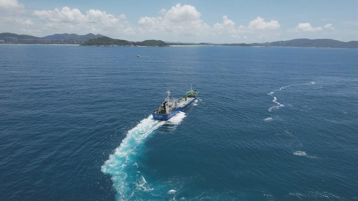 海南章雄鱼苗2023年出口季收官 近三个月秀英边检共检查外籍鱼苗船25艘