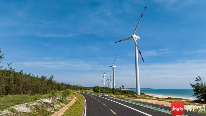 美不胜收！在海南环岛旅游公路文昌木兰湾段遇见风车海岸