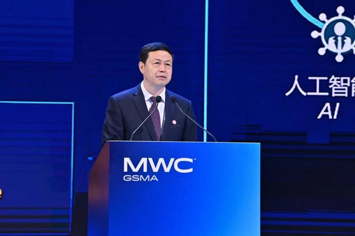MWC上海2023丨中国移动董事长杨杰：信息通信业正迎来新一轮科技创新浪潮