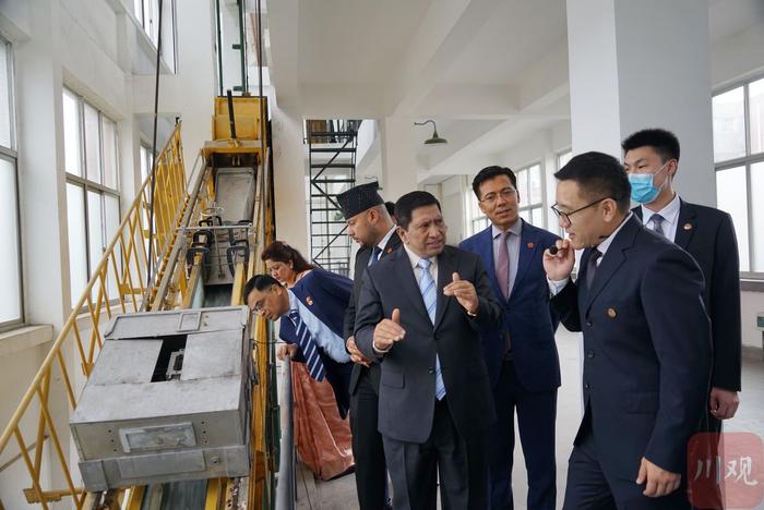 尼泊尔副总理在四川大学带来一堂“公开课”：我们向中国学什么