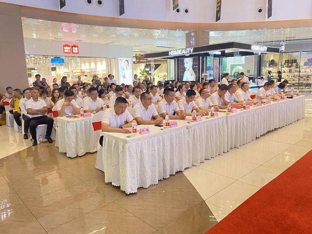 四川富顺新添“顺Xin驿站”专为快递员、外卖骑手等新就业群体提供暖心服务