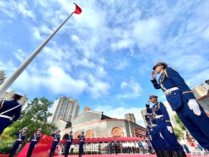 庆祝中国共产党成立102周年 | 在党的诞生地，重温初心使命汲取精神动力