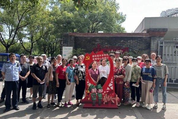 当党史学习遇见定向越野，西渡这场党味十足的竞赛碰撞出独特魅力