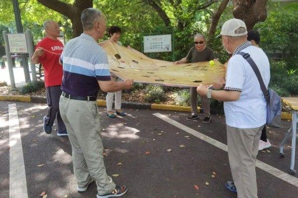 当党史学习遇见定向越野，西渡这场党味十足的竞赛碰撞出独特魅力