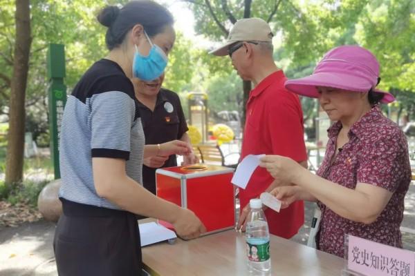 当党史学习遇见定向越野，西渡这场党味十足的竞赛碰撞出独特魅力