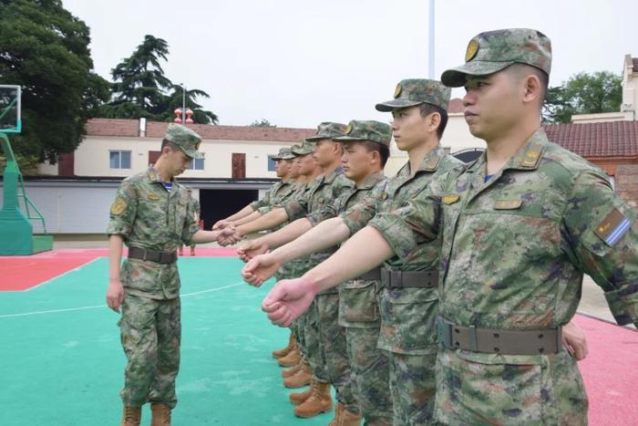 牛！“00后”入伍第2年荣立三等功，第4年当选共青团十九大代表