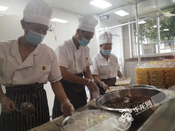 岂止是食堂：社区食堂成“网红”背后的流量密码