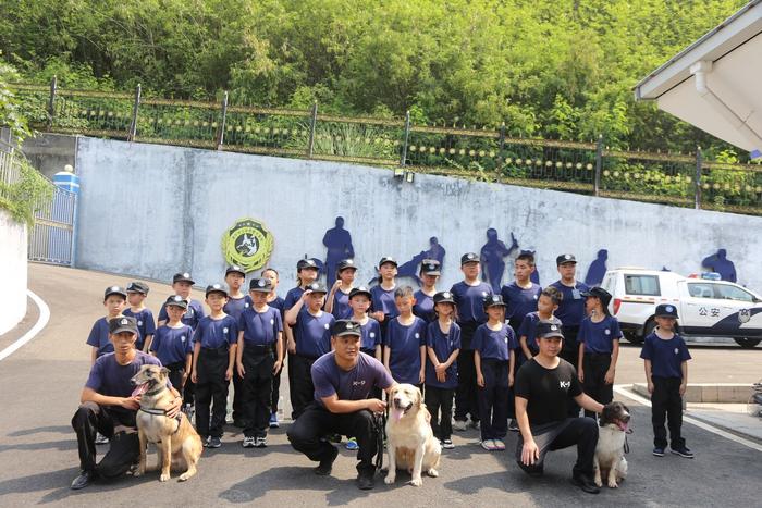 你好，暑假丨少年警校、高校少年营……花样暑期托管点亮“五彩假日”