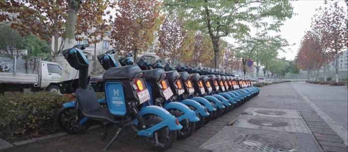 你知道在重庆每骑行一公里助力车 能减少二氧化碳排放多少吗？