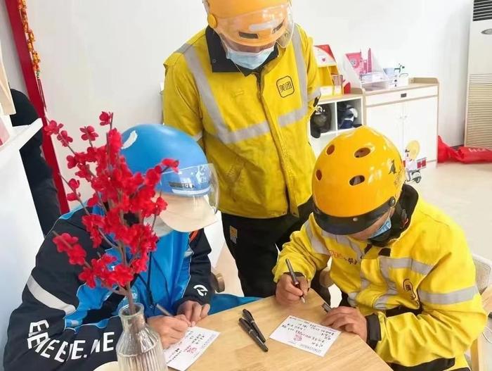 浦兴人都爱逛长岛路，看街道如何为一条马路搭建“朋友圈”