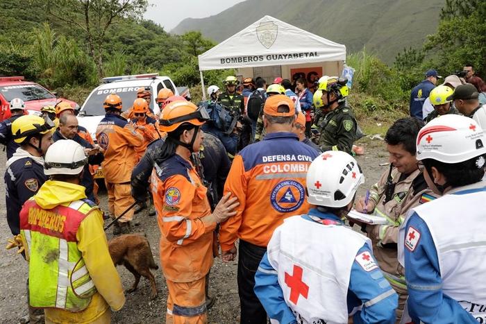 哥伦比亚持续降雨引发洪水 死亡人数升至10人