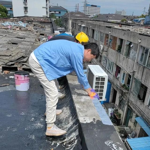 迎战酷暑，不惧“烤”验！致敬高温下的坚守者