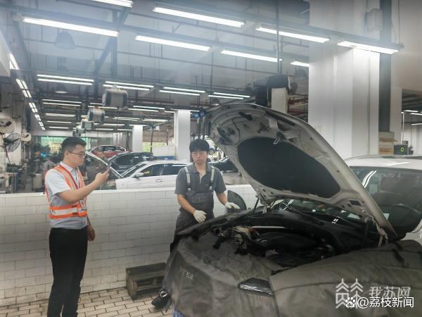 车辆泡水该如何处置？暴雨致水淹车数量激增 保险公司启动理赔程序